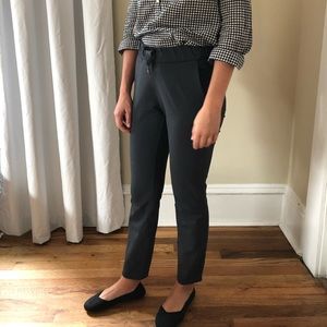 Lululemon On The Fly 7/8 Pants Grey